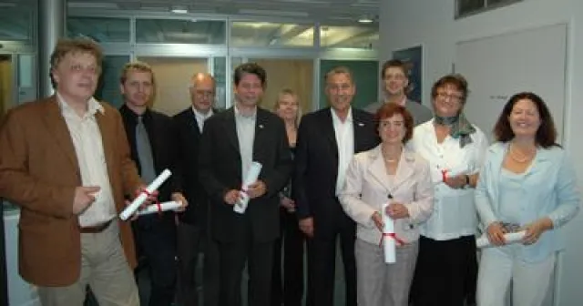 Zertifikatslehrgang „BeraterIn im Network Marketing“ erfolgreich abgeschlossen Bild: Zertifikatslehrgang „BeraterIn im Network Marketing“ erfolgreich abgeschlossen