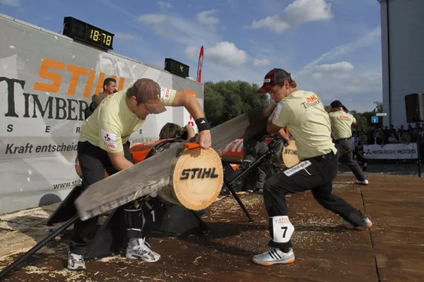 Bild: Deutsche Meisterschaft der STIHL® TIMBERSPORTS® SERIES am 1. August 2009 im Erlebnispark Tripsdrill