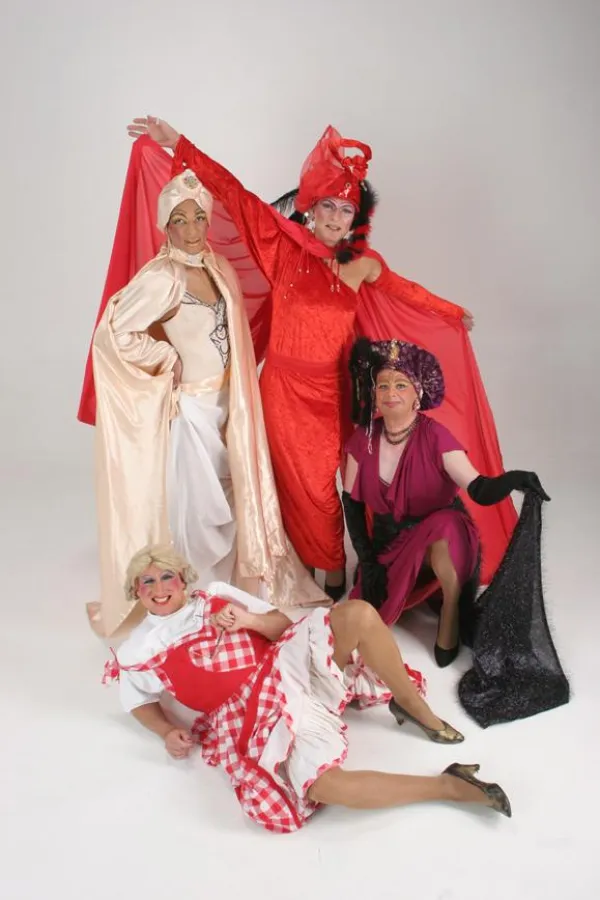 LaTransformation, Travestie - Theater Berlin, mit der Show 