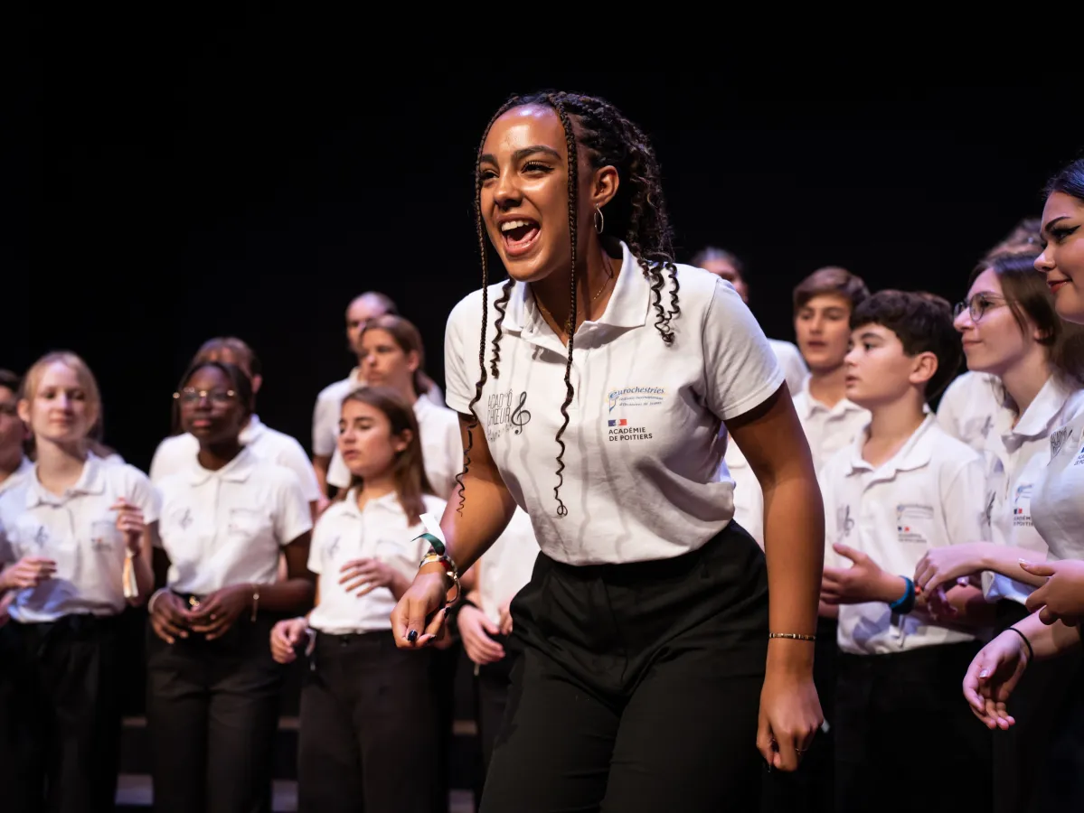 Choir Singers performing on stage  (© © INTERKULTUR / Jonas Persson)
