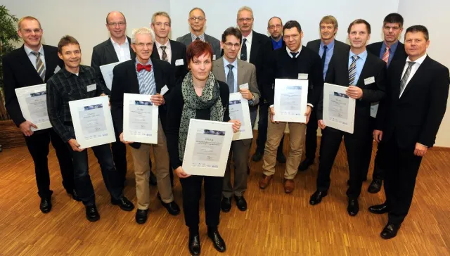 Bild: 14 Unternehmen am Effizienztisch NordWest2: Gemeinsam erfolgreich auf die Energiekostenbremse getreten