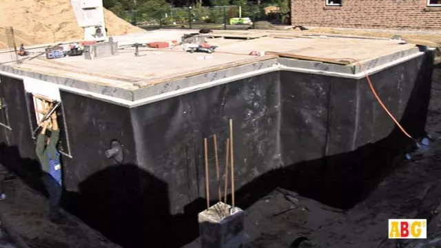 Bild: Grundwasser in Schleswig-Holstein greift Beton an
