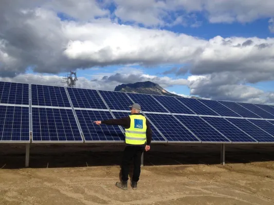 Bild: K&S BERÄT INVESTOREN IM BEREICH VON PHOTOVOLTAIK RETROFITPROJEKTEN MIT EINEM NEUEN SYSTEMANSATZ