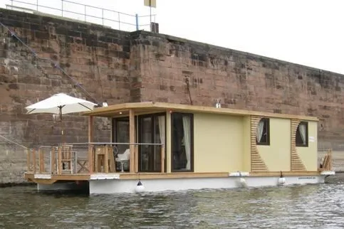 Bild: Wohnen auf dem Wasser - Die Hausbootbauer von Magdeburg