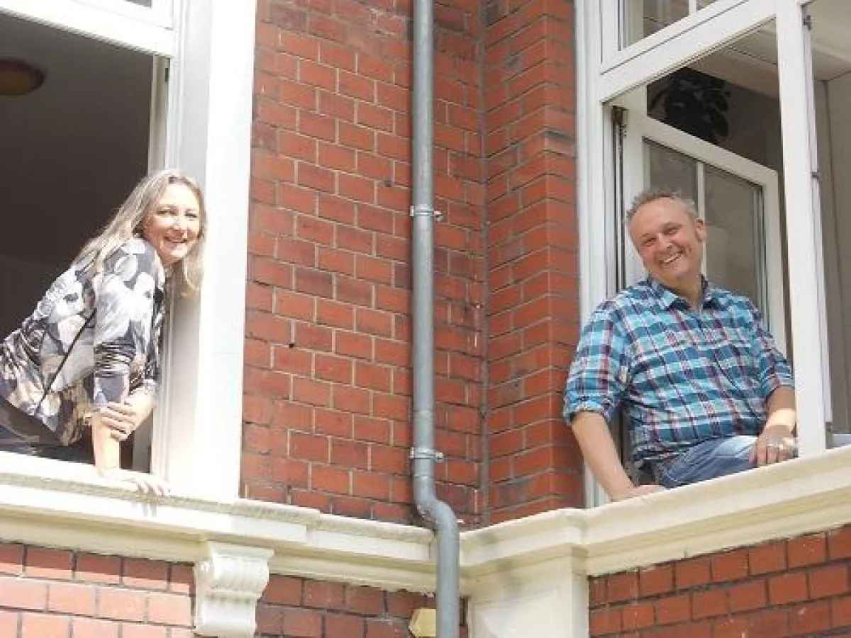 Zwei Überzeugungstäter: Bärbel Schreiber und Günter Möllers feiern beim Jugendhilfeträger VSE ihr 25