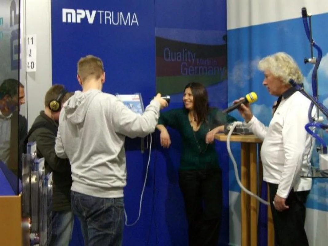 Reporter Udo Bertram  - Kamera Kevin Hillen- Tontechniker Rene Latta