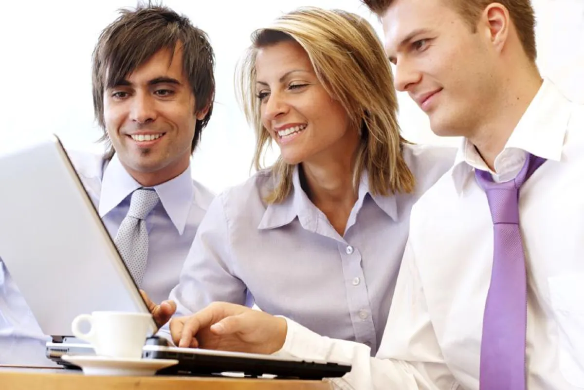 Weltverlag: Über 4.000 Neuregistrierungen im Monat