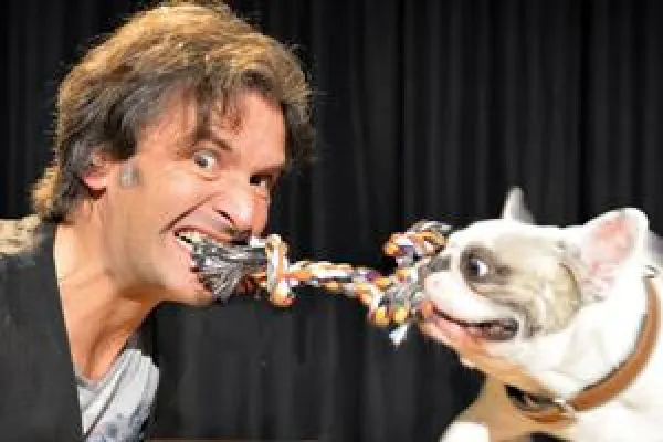 Bild: Chris Boettcher: TV-Aufzeichnung des Programms "Spieltrieb" mit Ausschnitten aus vergangenen Bühnenprogrammen