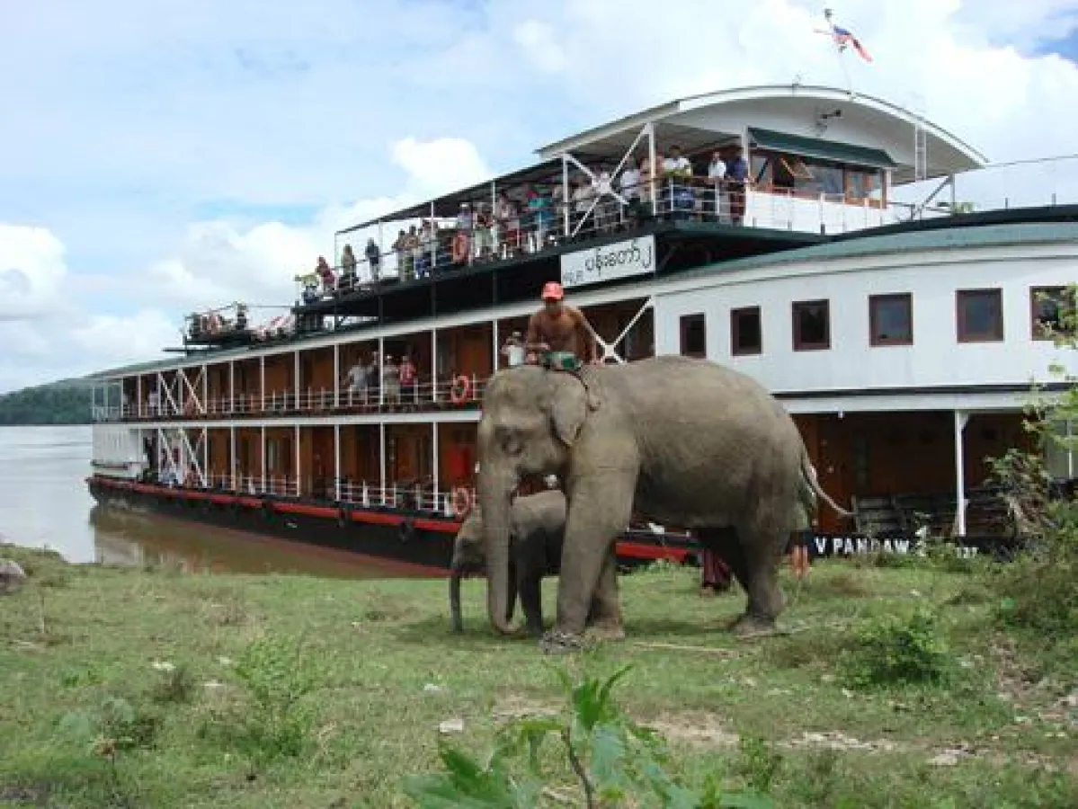 Fotos: BFS / Karawane Reisen / Pandaw Expeditions