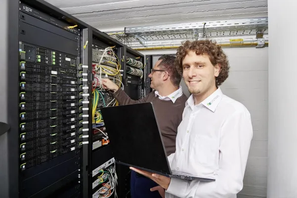 Trickreiche CyberAngriffe fokussieren mehr auf KMUs Bild: Trickreiche CyberAngriffe fokussieren mehr auf KMUs