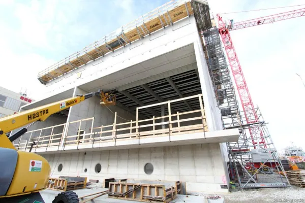 Bild: Großes Bühnen-Komplettpaket ausgeliefert