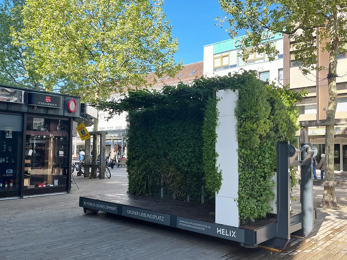Mobiles grünes Zimmer in der Wolfsburger Innenstadt (© WMG Wolfsburg)