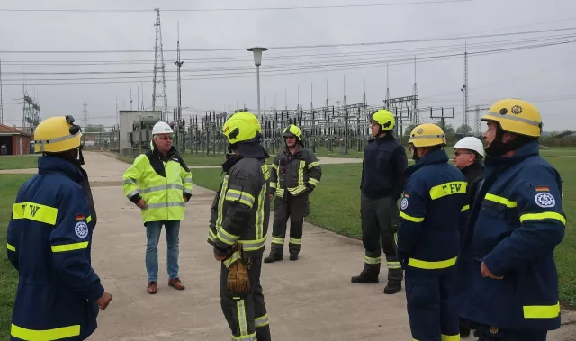 Bild: Netzsicherheit am Stromnetz: E.DIS schult THW und Freiwillige Feuerwehren