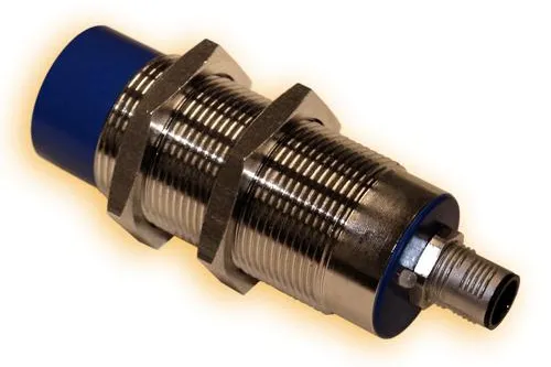 Bild: iDTRONIC‘s Cylindrical Reader M30 UHF - Product Update: New Interface with CANbus (SAE J1939 or CANopen)