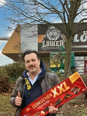 Bild: Eine schöne Bescherung für einige Frankfurter Polizeireviere