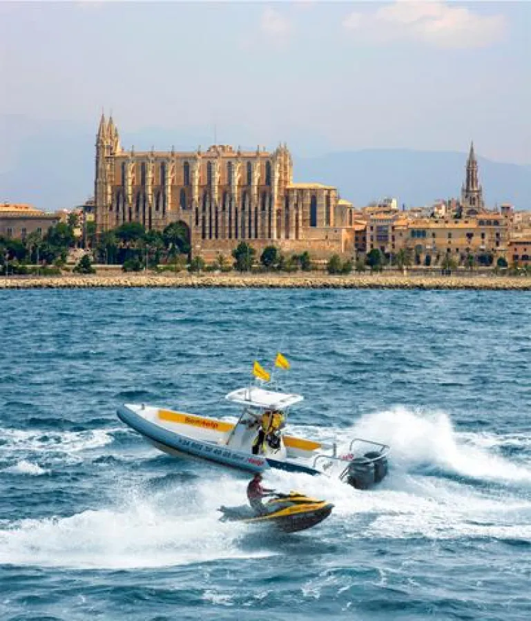 Jetzt auch in Cala Rajada vertreten: SeaHelp, der Pannendienst auf dem Wasser.