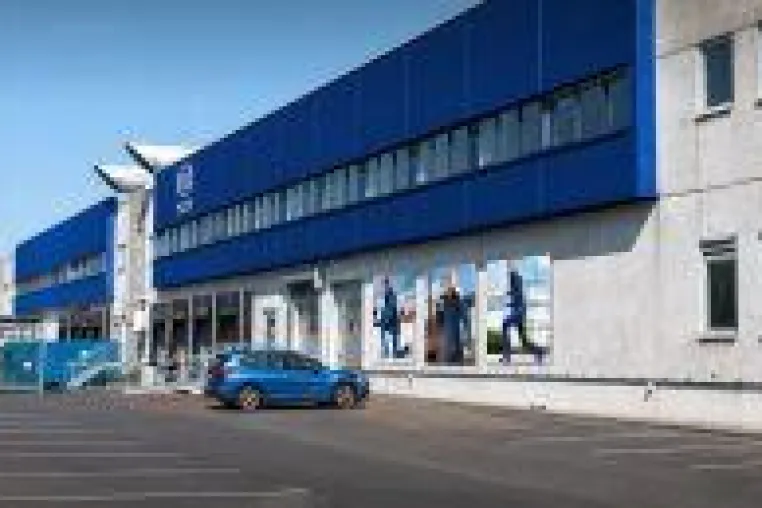 Bild: Burgia Sauerlands neues Logistikzentrum - Modernste Technik für sicheren & schnellen Versand in ganz Europa