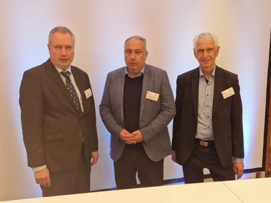 Bild: Neue Anforderungen an die digitale Kommunikations-Infrastruktur