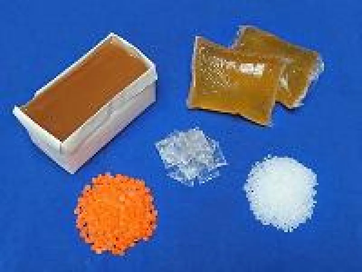 H + L Klebetechnik hält Vortrag bei Paramelt-Seminar