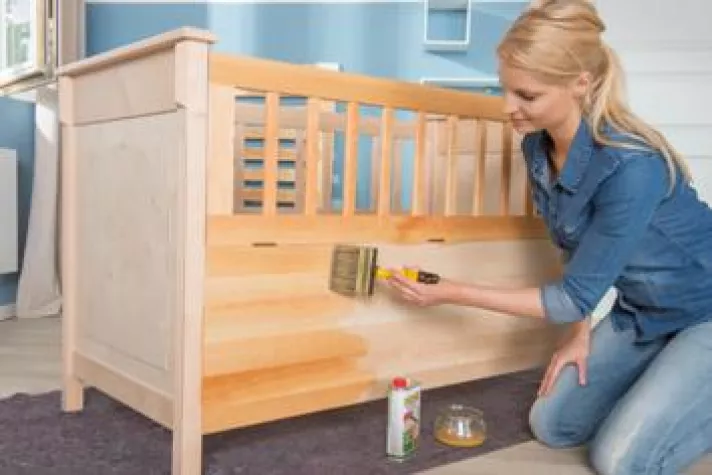 Bild: Natürliche Holzpflege für gesundes Wohnklima