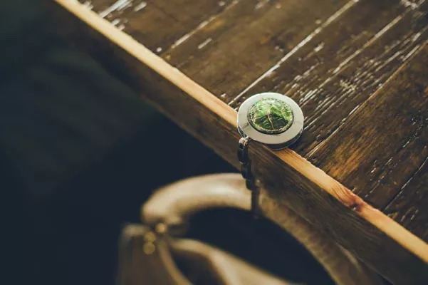 Bild: Genial. Der Dreh mit der Tasche