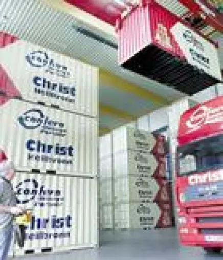 Zielmarke minus 25 Prozent CO2 - Logistiker Christ auf dem Weg in den Klimaschutz Bild: Zielmarke minus 25 Prozent CO2 - Logistiker Christ auf dem Weg in den Klimaschutz