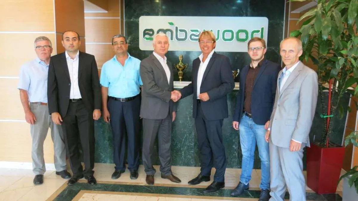 Bekräftigen Ihre strategische Partnerschaft:: Elshad Abbasov  und Jörg Witthus