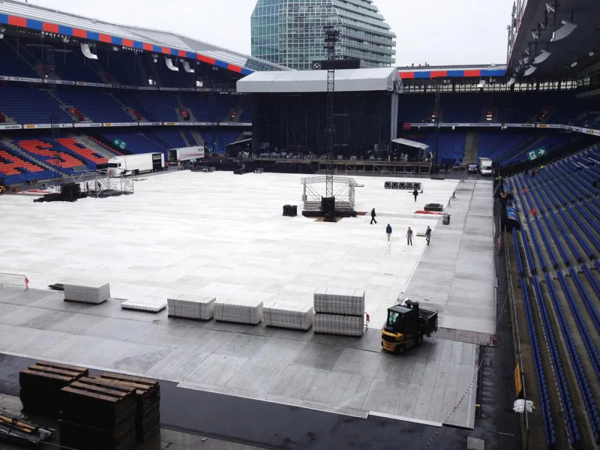 Arena Panels und Supa-Trac von eps im St. Jakob-Park