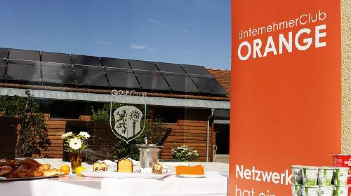 Sommerliches Wetter und gute Verpflegung genossen die Teilnehmer des ORANGE CUP im GC Abenberg.