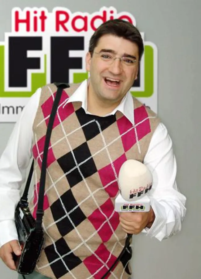 (FOTO: TICAD) HIT RADIO FFH-Dummfrager Boris Meinzer