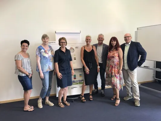 Ausgezeichnete Diplomarbeiten der Farbgestalterinnen Bild: Ausgezeichnete Diplomarbeiten der Farbgestalterinnen