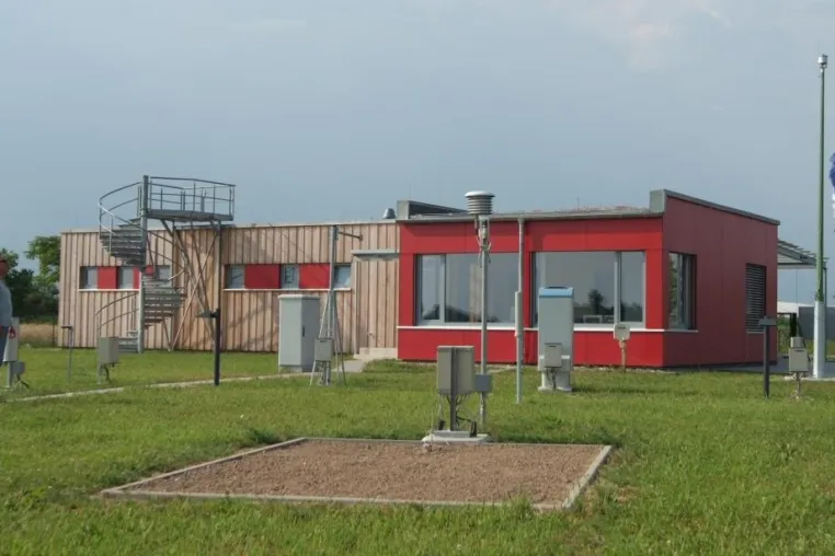 Bild: Besonderer Bau für den Deutschen Wetterdienst