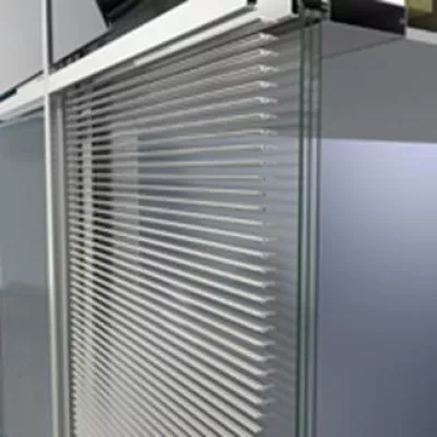 Bild: Neu zur BAU 2013: Schüco Sonnenschutz CAB