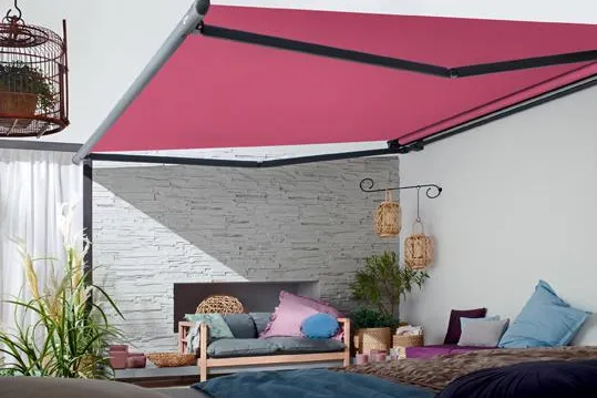 Bild: So farbig lockt der Sommer - Sonnenschutztücher mit frischer, moderner Farblaune von markilux