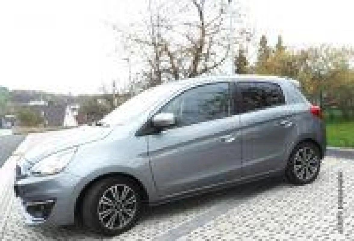 Der Mitsubishi Space Star ist schnittig gestylt. (2019 Foto: presseweller)