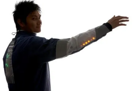 Bild: Konzept für Radler-Jacke mit Bremslicht und Blinker gewinnt ersten Preis des James Dyson Award 2008