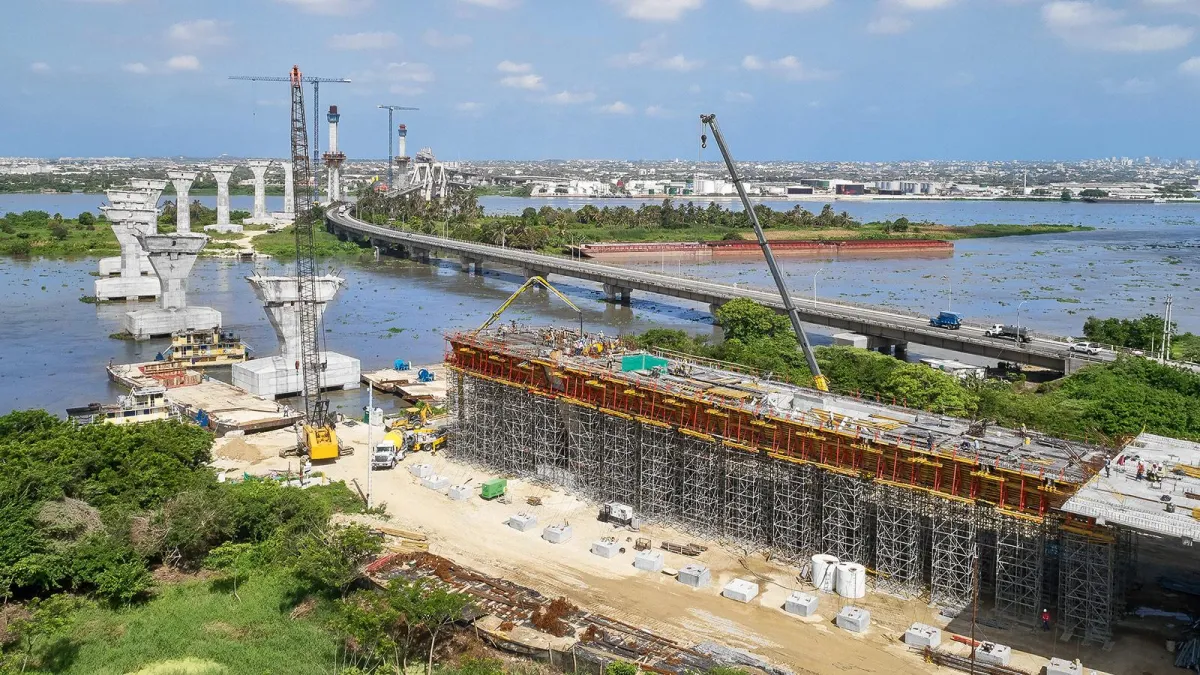 Die neue Puente Pumarejo im lateinamerikanischen Kolumbien ist 2,3 km lang.