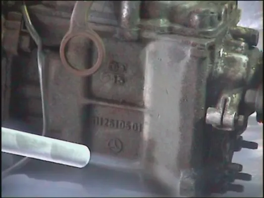 Aachener Firma „sprengt“ Verschmutzungen von Oberflächen mit Hilfe von CO2-Trockeneis- bzw. CO2-Schneestrahlen Bild: Aachener Firma „sprengt“ Verschmutzungen von Oberflächen mit Hilfe von CO2-Trockeneis- bzw. CO2-Schneestrahlen