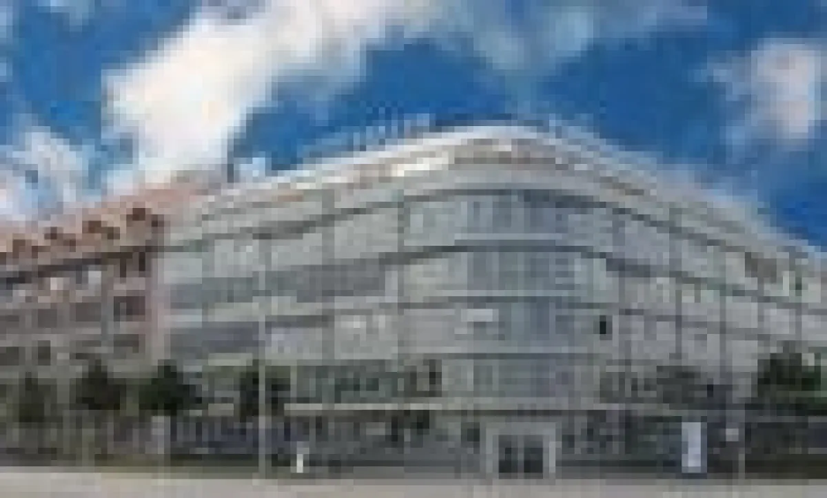 Büro-/Geschäfts- und Wohnhaus-Komplex “Listhaus“, Friedrich-List-Platz 1
