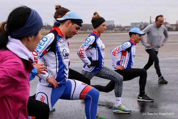 Kostenlos trainieren auf dem Tempelhofer Feld. 12 Termine für Breitensportler in und um Berlin Bild: Kostenlos trainieren auf dem Tempelhofer Feld. 12 Termine für Breitensportler in und um Berlin