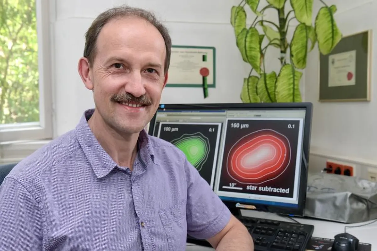 Der Astronom Prof. Dr. Alexander Krivov hat die Fachtagung „Planet Formation and Evolution 2017“ an der Uni Jena organisiert. (Foto: Jürgen Scheere/FSU)