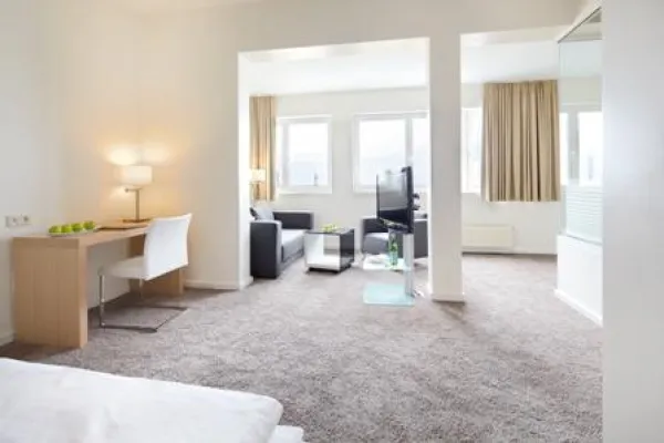 Bild: Hochzeit in Gummistiefeln – und anschließend stilvoll feiern im ambassador hotel & spa in St. Peter-Ording