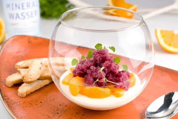 Bild: Neue Rezepte - Desserts mit Mineralwasser: Genuss auf leichte Art