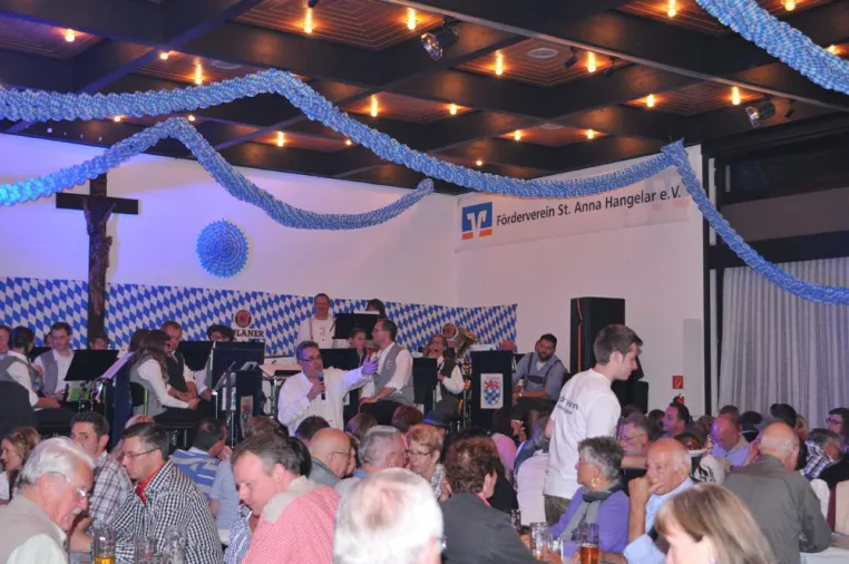 Bild: 10. Hangelarer Oktoberfest am 26.09.2015