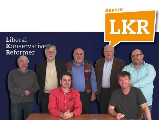 Lucke-Partei wählt neuen Bezirksvorstand in Schwaben Bild: Lucke-Partei wählt neuen Bezirksvorstand in Schwaben