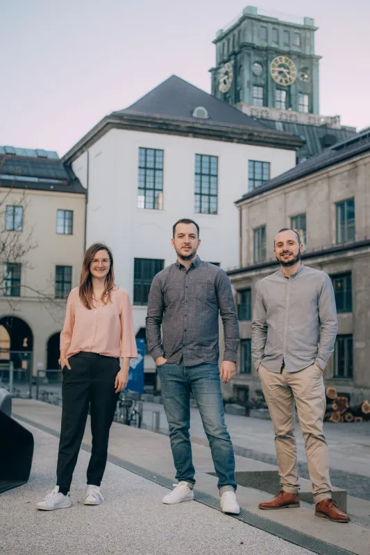 Die Gründer:innen (von links): Ulrike Jehle, Majk Shkurti, Elias Pajares (© Cindy Ngo)
