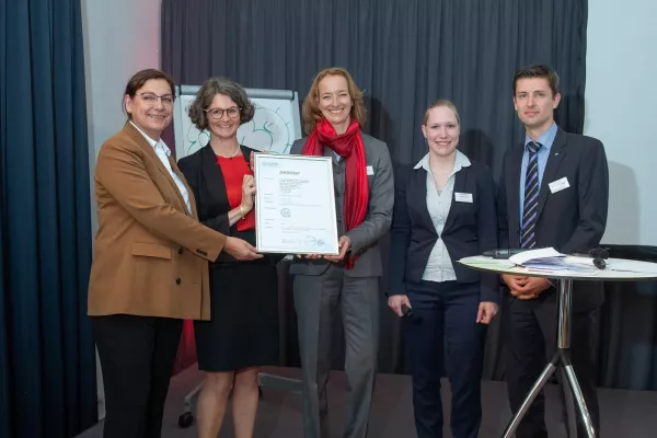 Bild: Pioniere der Eignungsdiagnostik – 3 Diplom-Psychologinnen DIN 33430 zertifiziert