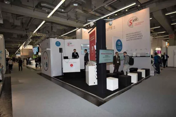 Modulares und variables Messe-Design: spirit of event entwickelt Auftritt für SySS Bild: Modulares und variables Messe-Design: spirit of event entwickelt Auftritt für SySS