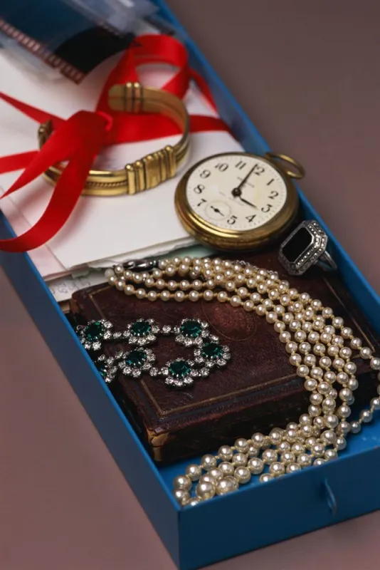 Der schöne alte Familienschmuck: Was ist er wert?