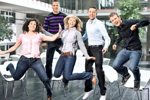 Bewerbungsfrist für Ausbildungsplätze 2012 bei der AutoVision GmbH läuft noch bis zum 28. Februar Bild: Bewerbungsfrist für Ausbildungsplätze 2012 bei der AutoVision GmbH läuft noch bis zum 28. Februar